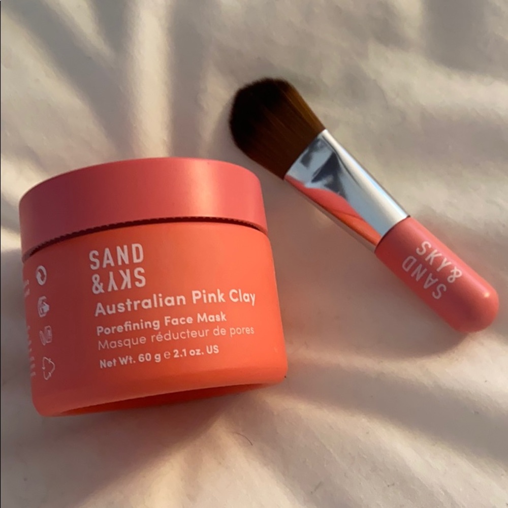 SAND & SKY Australian Pink Clay Face Mask